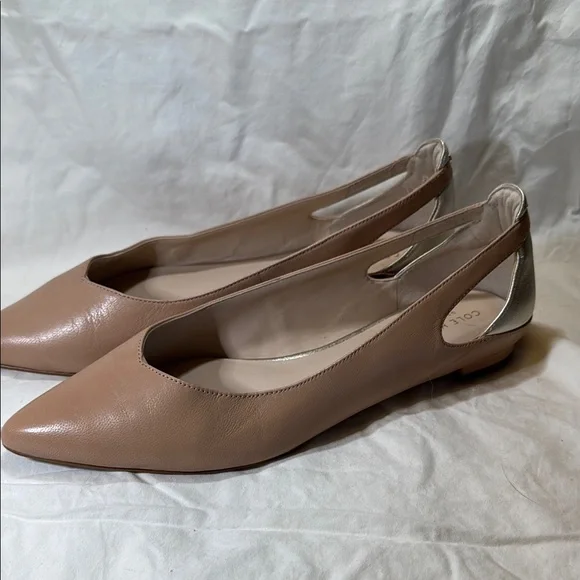 Cole Haan Tan & Gold Leather Flats - women’s size 9 - Picture 1 of 6
